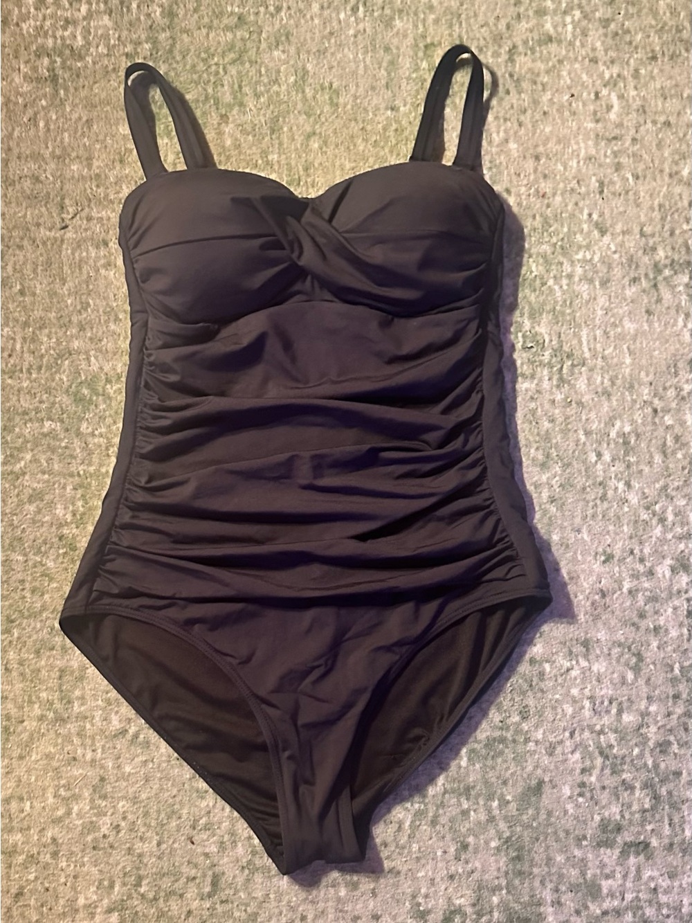 TOGS Classic Bandeau Swimsuit. Black. GUC
